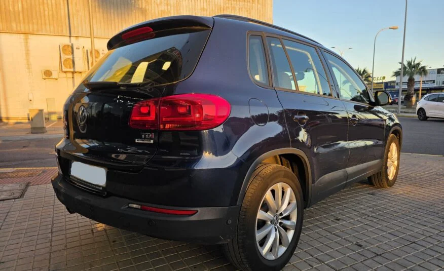
								VOLKSWAGEN TIGUAN 2.0 TDI full									